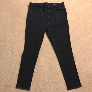 American Eagle Super Hi-Rise Jegging